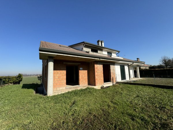 casa indipendente in vendita ad Ospedaletto Euganeo