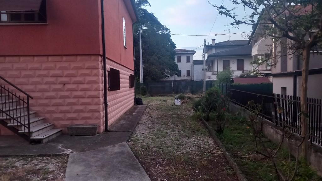 casa indipendente in vendita ad Ospedaletto Euganeo