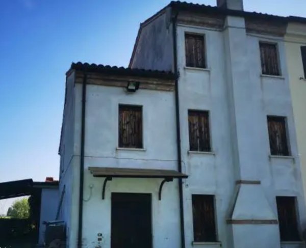 casa indipendente in vendita ad Ospedaletto Euganeo