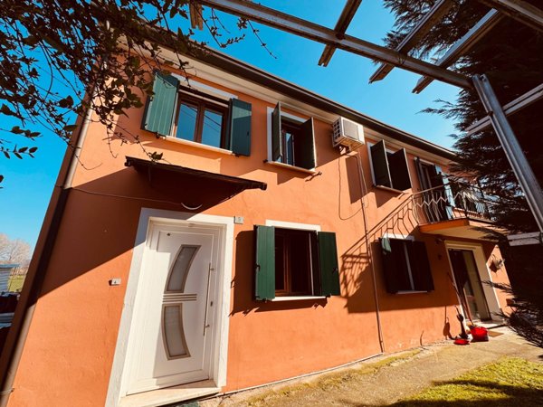 casa indipendente in vendita ad Ospedaletto Euganeo