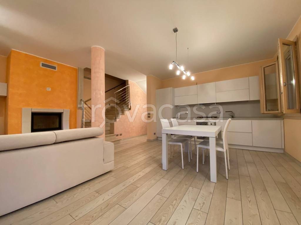 casa indipendente in vendita ad Ospedaletto Euganeo