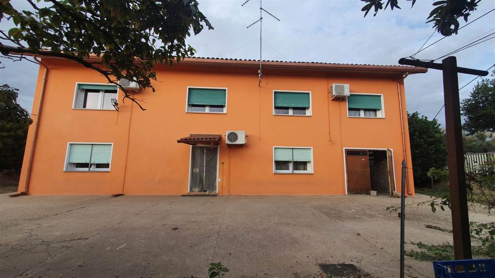 casa indipendente in vendita ad Ospedaletto Euganeo