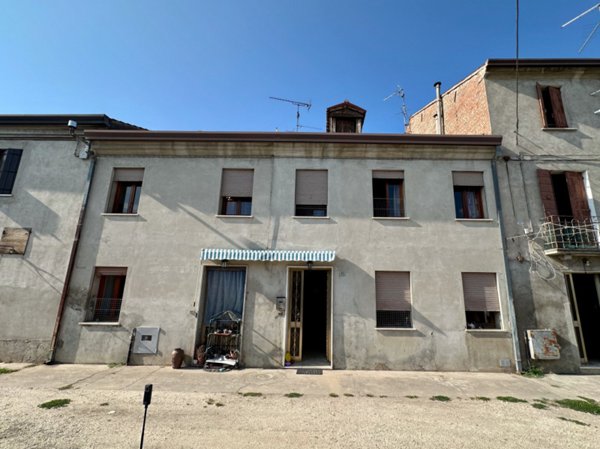 casa indipendente in vendita ad Ospedaletto Euganeo