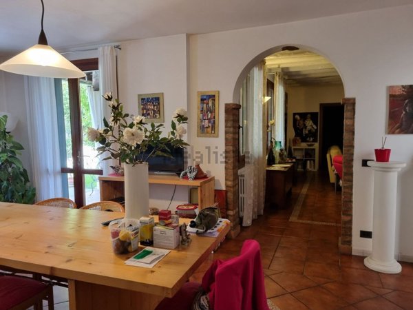 casa indipendente in vendita ad Ospedaletto Euganeo
