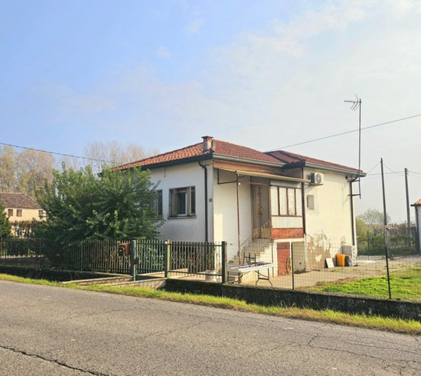 casa indipendente in vendita ad Ospedaletto Euganeo in zona Palugana