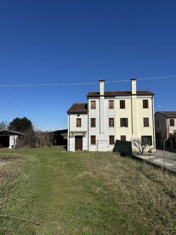 casa indipendente in vendita ad Ospedaletto Euganeo in zona Vallancon