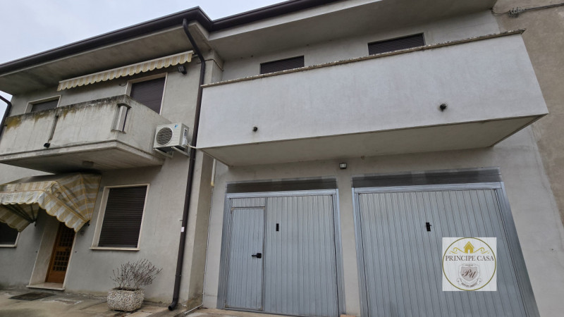 casa indipendente in vendita ad Ospedaletto Euganeo