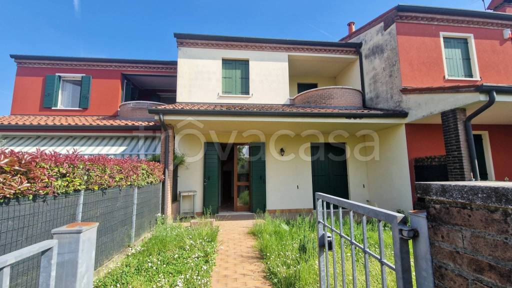 casa indipendente in vendita ad Ospedaletto Euganeo