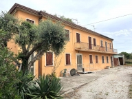 casa indipendente in vendita ad Ospedaletto Euganeo