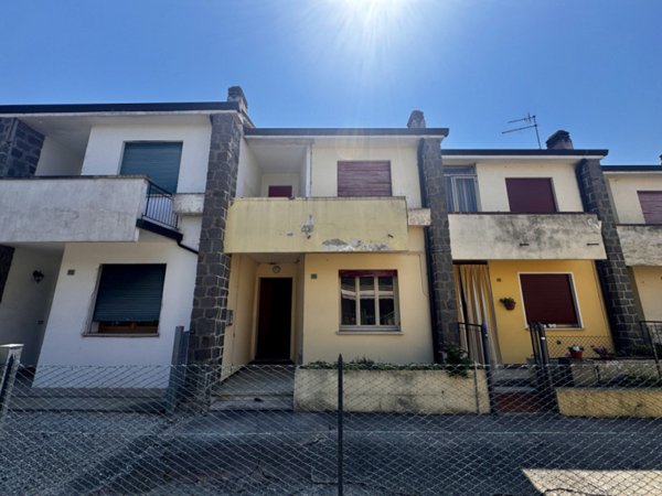 casa indipendente in vendita ad Ospedaletto Euganeo in zona Dossi