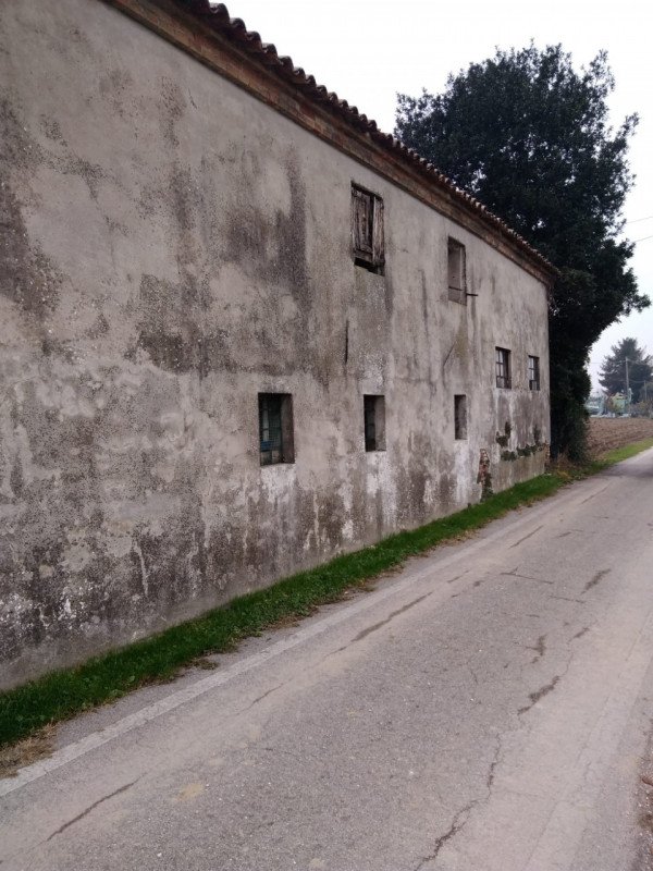 casa semindipendente in vendita ad Ospedaletto Euganeo in zona Dossi