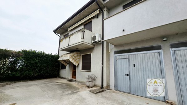 casa semindipendente in vendita ad Ospedaletto Euganeo in zona Tresto
