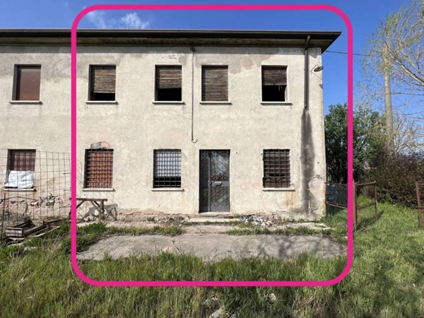 casa indipendente in vendita ad Ospedaletto Euganeo in zona Peagnola