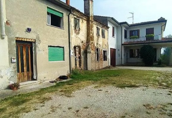casa semindipendente in vendita ad Ospedaletto Euganeo