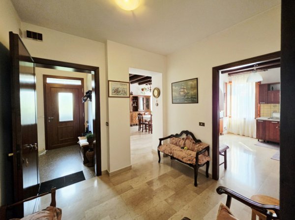 casa indipendente in vendita ad Ospedaletto Euganeo in zona Dossi