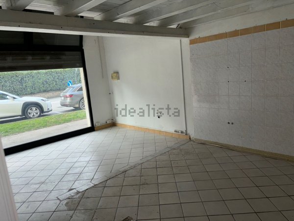 negozio in vendita a Padova in zona Sacra Famiglia