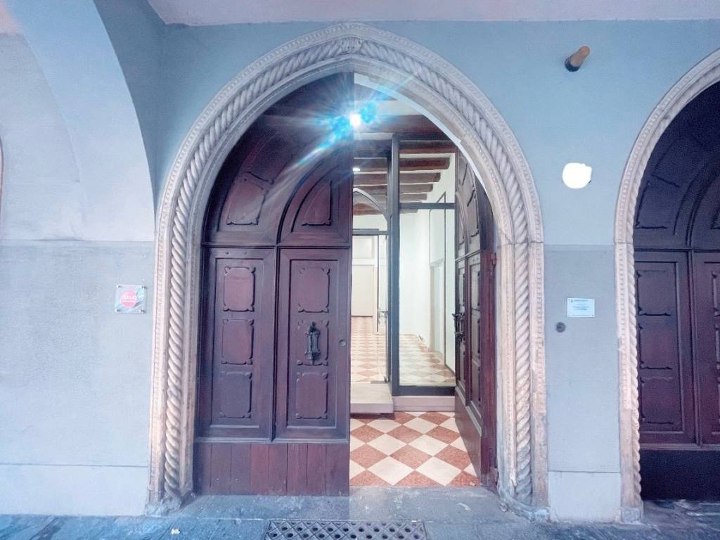 negozio in vendita a Padova in zona Savonarola