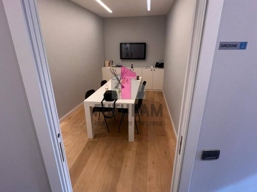 ufficio in vendita a Padova in zona Guizza