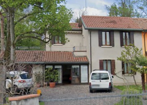 casa indipendente in vendita a Padova in zona Brentelle