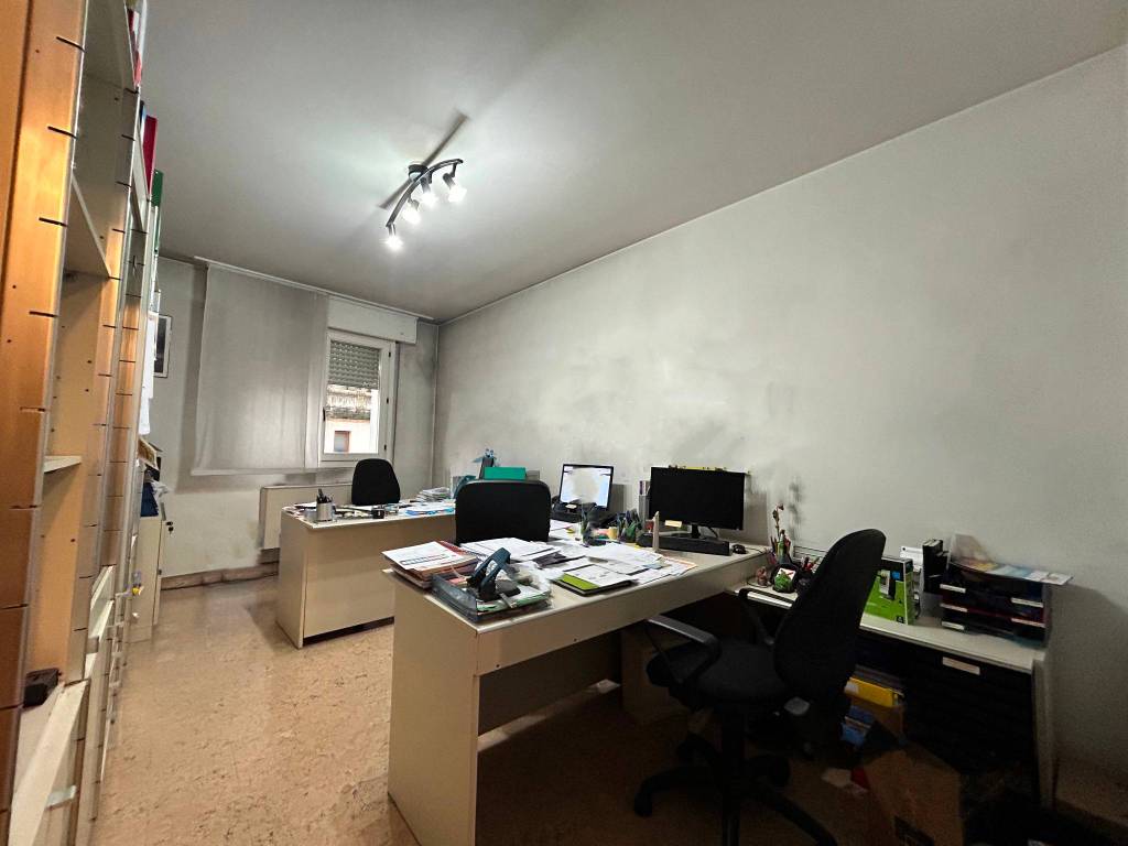 ufficio in vendita a Padova in zona Porta Trento