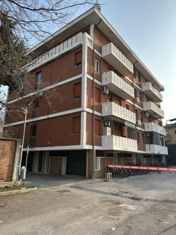 appartamento in vendita a Padova in zona Sant'Osvaldo / Santa Rita