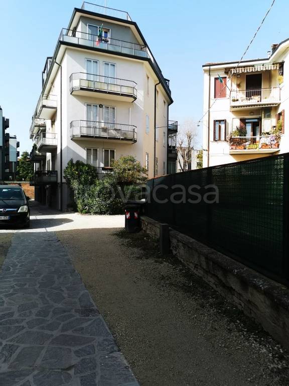appartamento in vendita a Padova in zona Guizza