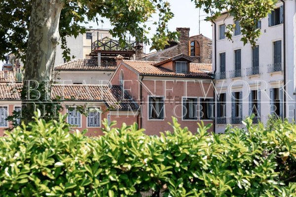 appartamento in vendita a Padova in zona Centro Storico