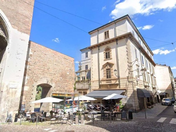 intera palazzina in vendita a Padova in zona Savonarola