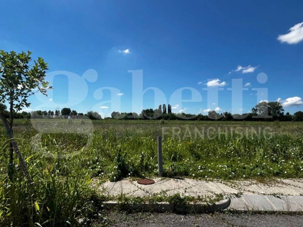 terreno edificabile in vendita a Padova in zona Brentelle