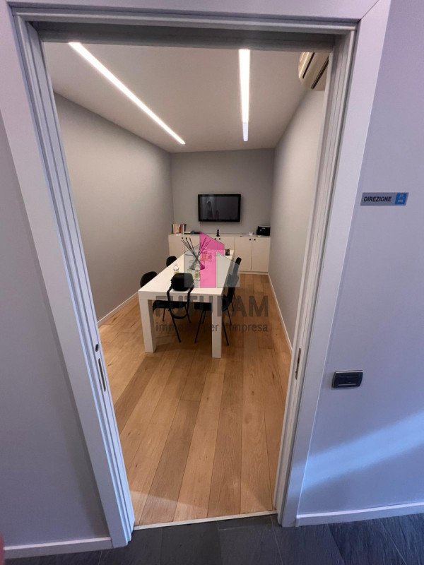 ufficio in vendita a Padova in zona Guizza