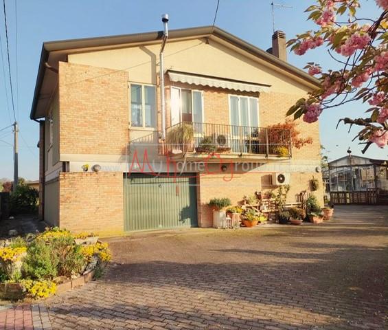 casa indipendente in vendita a Padova in zona Brentelle
