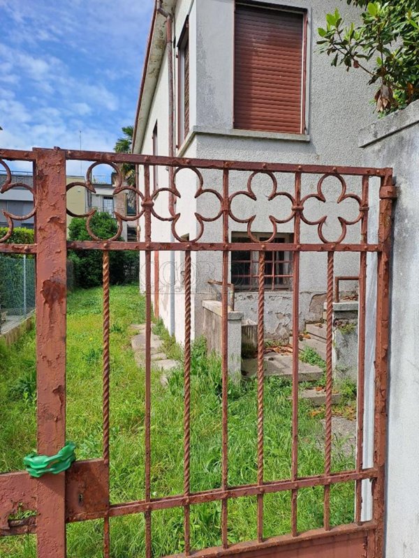 casa indipendente in vendita a Padova in zona San Carlo