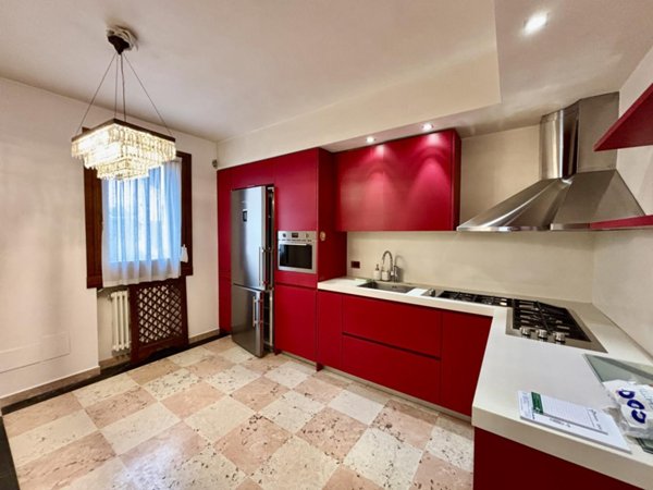 casa indipendente in vendita a Padova in zona Centro Storico