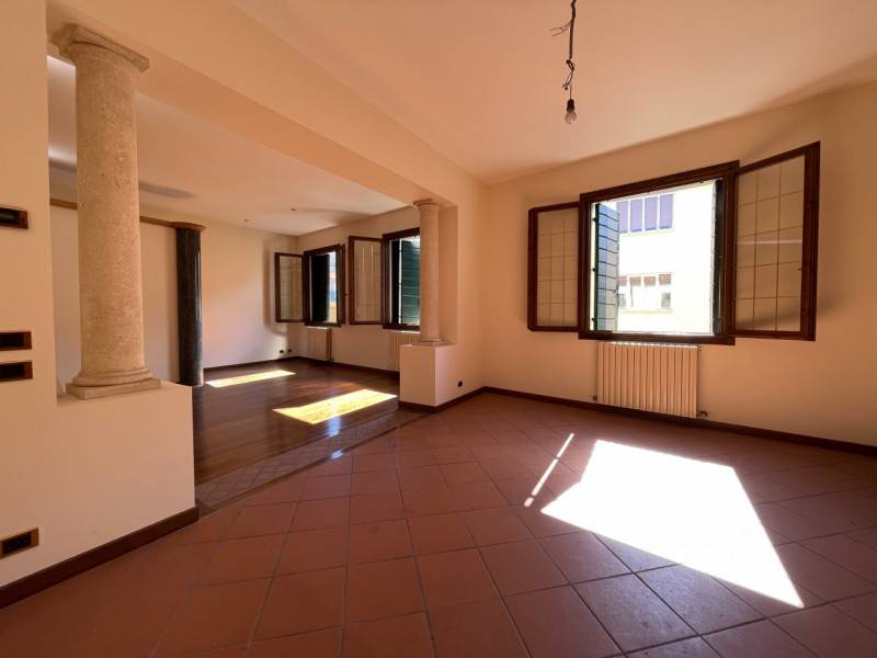 appartamento in vendita a Padova in zona Centro Storico