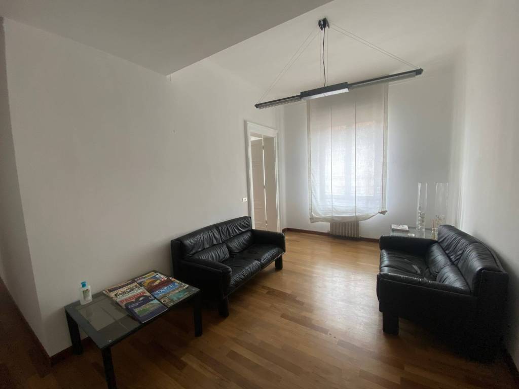 ufficio in vendita a Padova in zona Savonarola