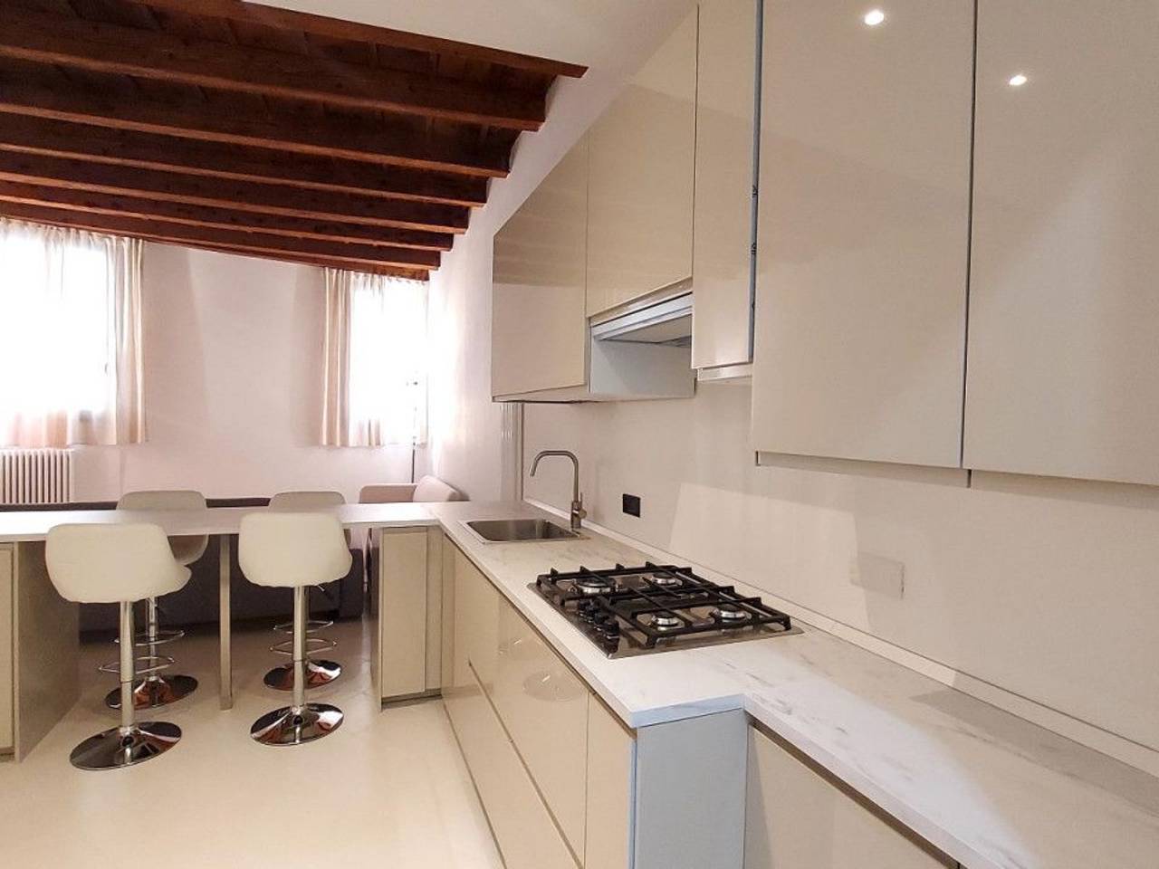 appartamento in vendita a Padova in zona Centro Storico