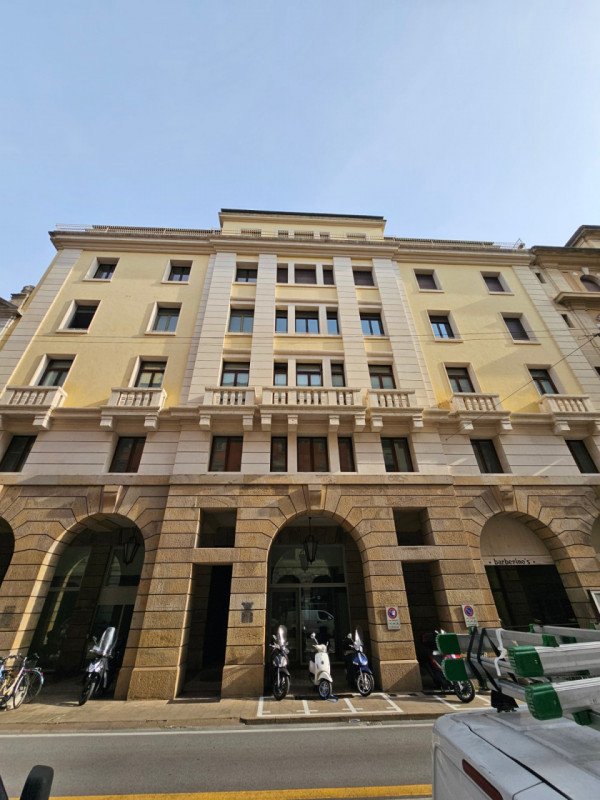 ufficio in vendita a Padova in zona Centro Storico