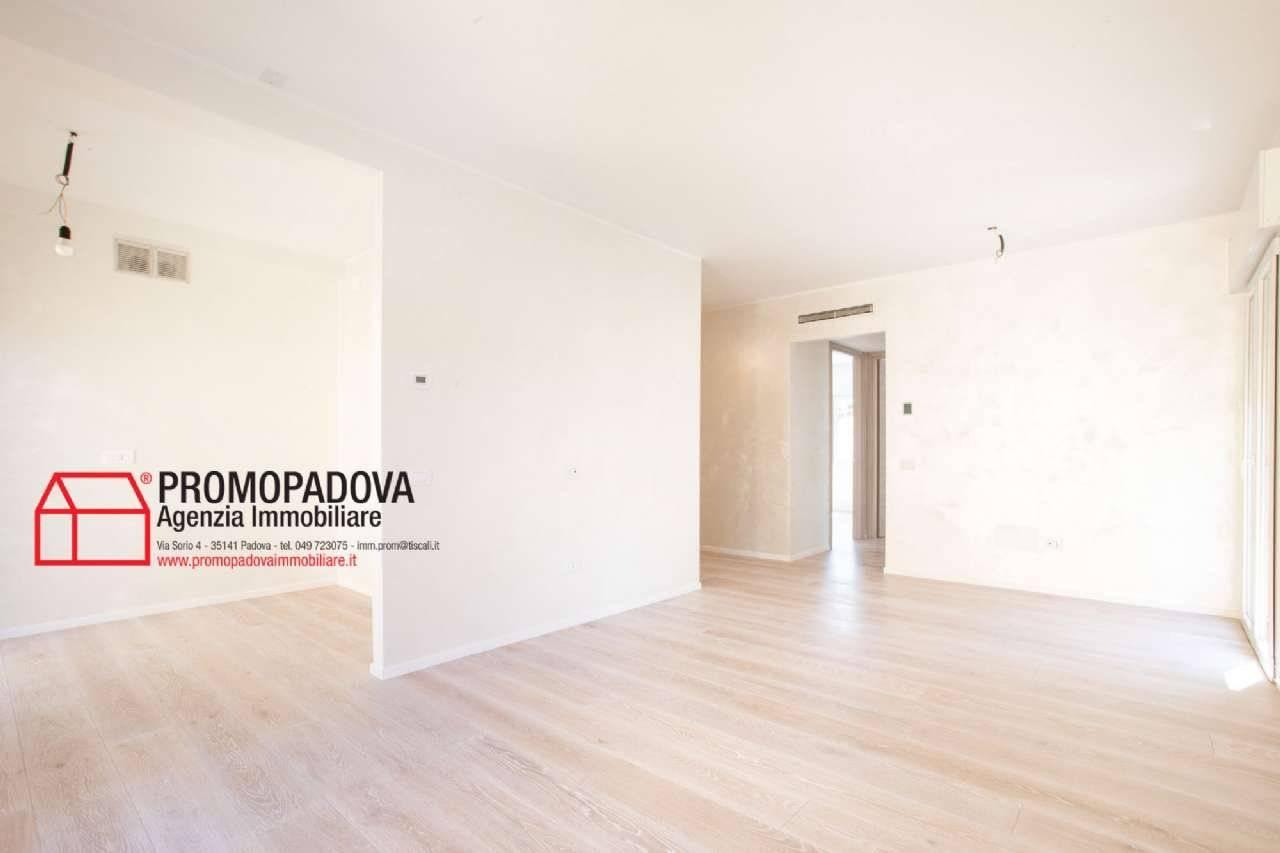 appartamento in vendita a Padova in zona Centro Storico