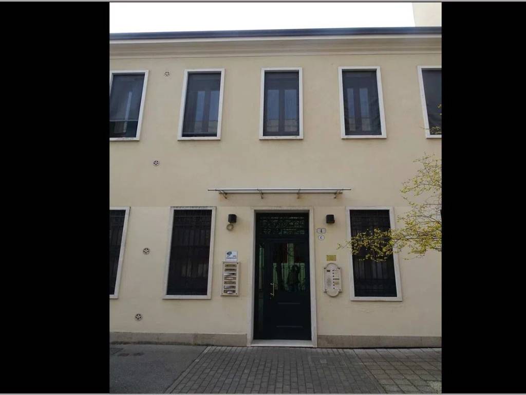 appartamento in vendita a Padova in zona Portello