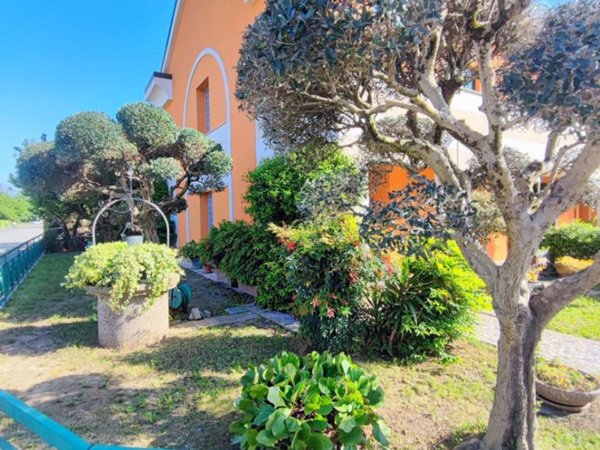 casa indipendente in vendita a Padova in zona Montà