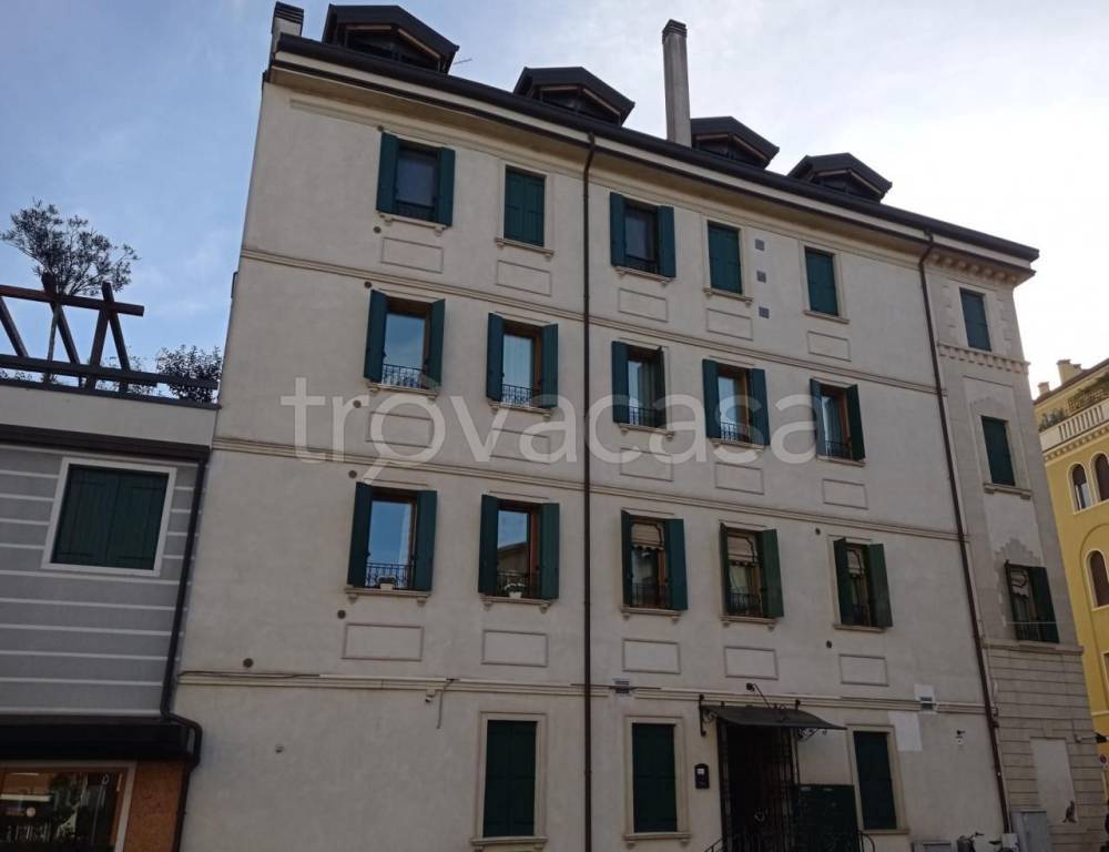 negozio in vendita a Padova