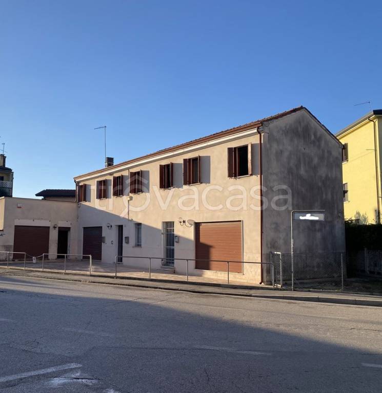 appartamento in vendita a Padova in zona Arcella