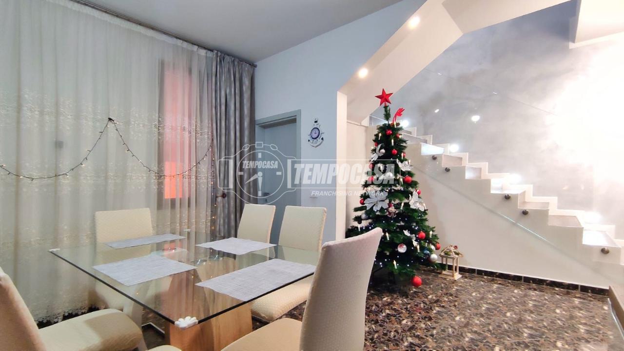 casa indipendente in vendita a Padova in zona Brentelle