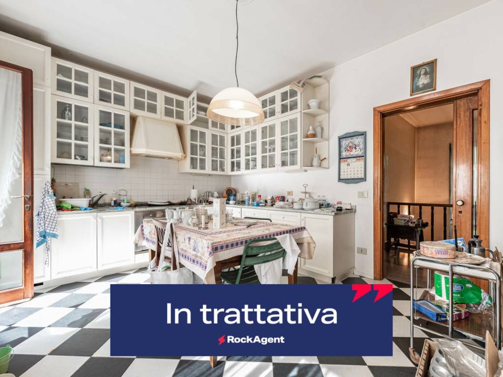 casa indipendente in vendita a Padova in zona Sant'Osvaldo / Santa Rita