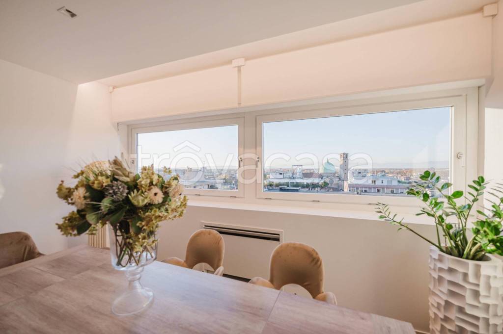 appartamento in vendita a Padova in zona Savonarola