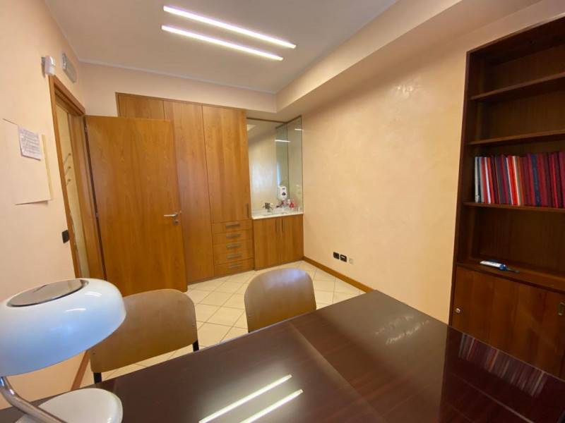 ufficio in vendita a Padova