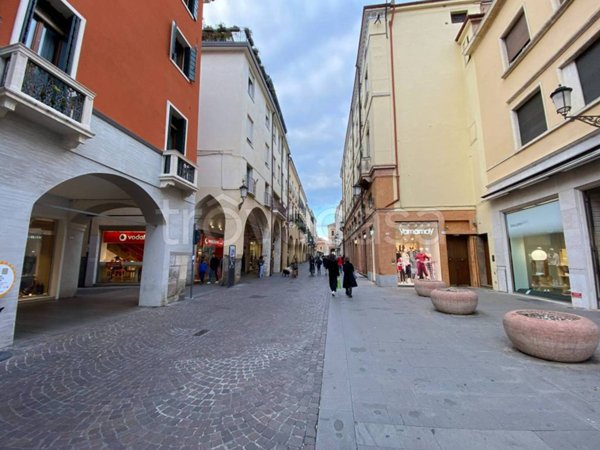 appartamento in vendita a Padova in zona Centro Storico