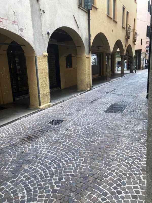 appartamento in vendita a Padova in zona Centro Storico