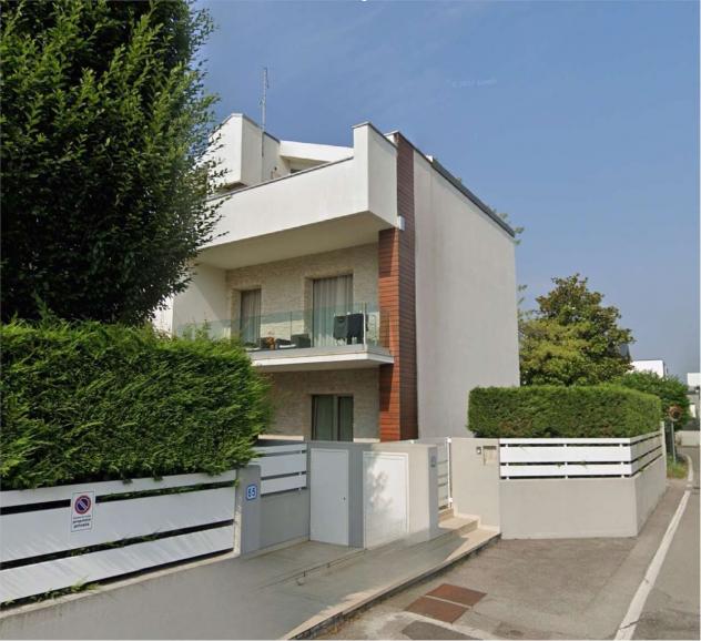casa indipendente in vendita a Padova