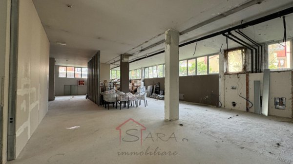 negozio in vendita a Padova in zona Brentelle